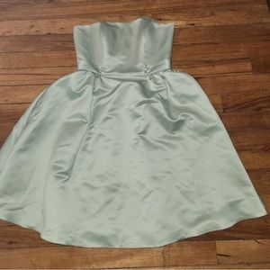 sage green knee length gown dress, perfect condition